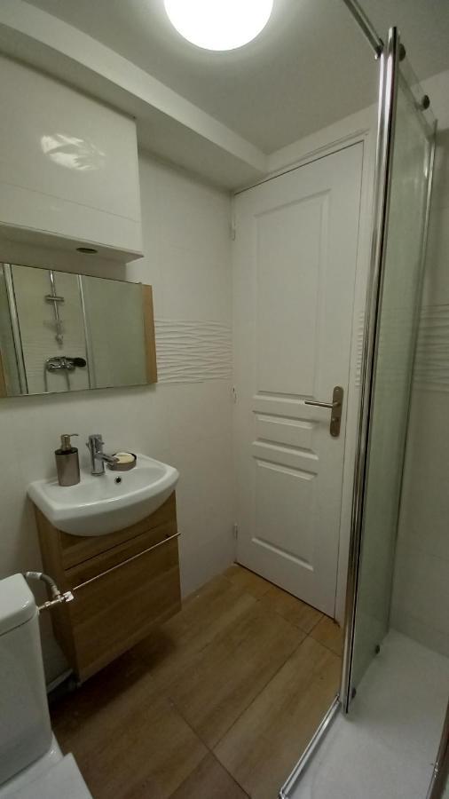Super Appartement Au Centre Ville De Rosny Sous Bois Eksteriør bilde